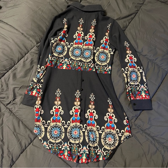 Super cool patterned tunic - Picture 2 of 3